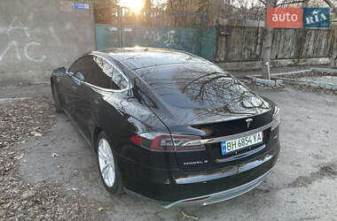 Ліфтбек Tesla Model S 2013 в Одесі