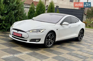 Лифтбек Tesla Model S 2014 в Ровно