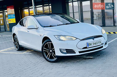 Лифтбек Tesla Model S 2014 в Ровно