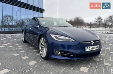 Ліфтбек Tesla Model S 2016 в Тернополі