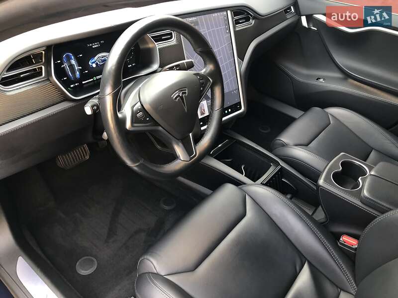 Лифтбек Tesla Model S 2018 в Одессе