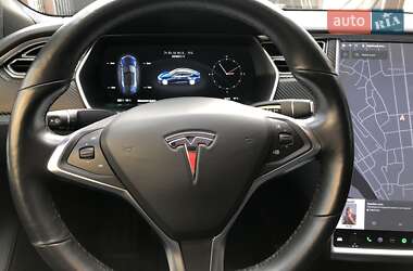 Лифтбек Tesla Model S 2018 в 
