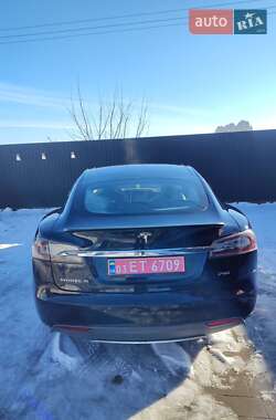 Лифтбек Tesla Model S 2015 в Тернополе