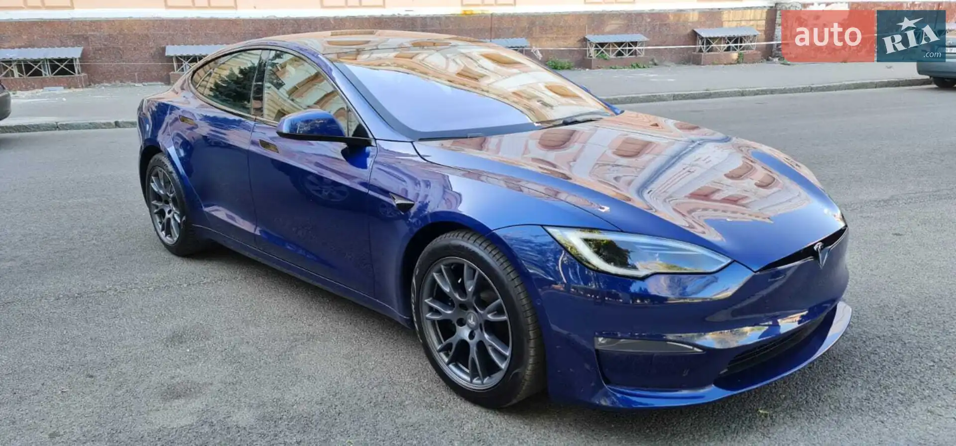 2022 Tesla Model S - фото 1