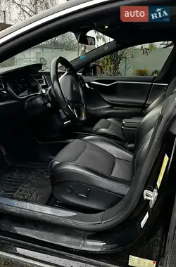 Tesla Model S 2018