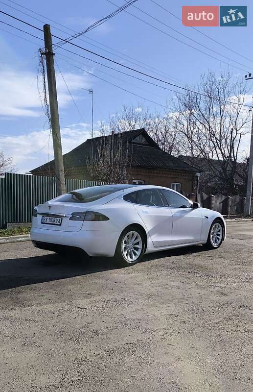 Лифтбек Tesla Model S 2019 в Хмельницком