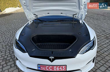 Лифтбек Tesla Model S 2023 в Львове