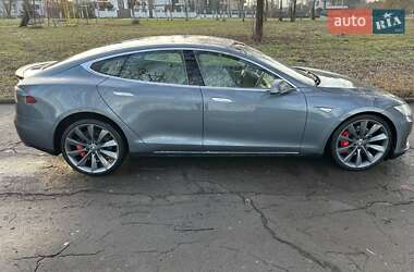 Ліфтбек Tesla Model S 2013 в Рівному