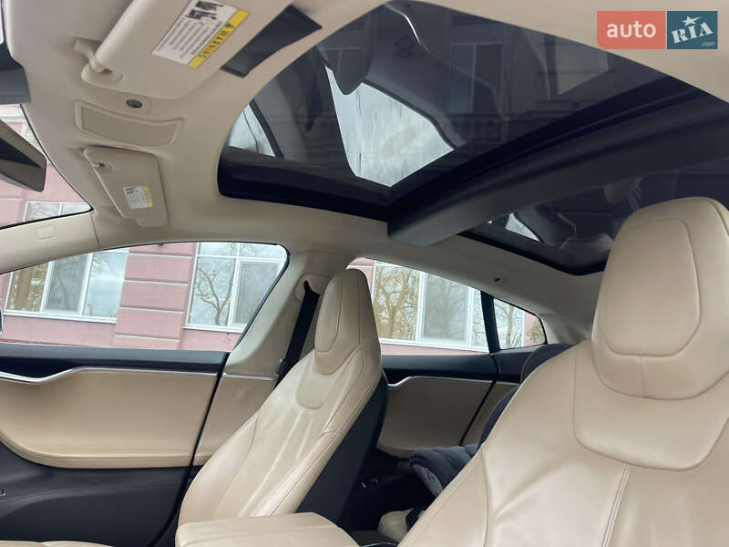 Ліфтбек Tesla Model S 2012 в Одесі