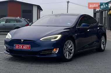 Ліфтбек Tesla Model S 2016 в Луцьку