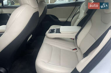 Ліфтбек Tesla Model S 2022 в 