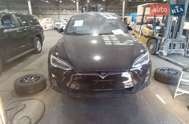 Ліфтбек Tesla Model S 2017 в 