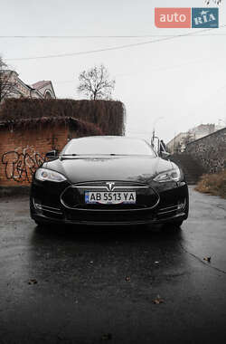 Ліфтбек Tesla Model S 2013 в Вінниці