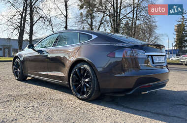 Ліфтбек Tesla Model S 2013 в 