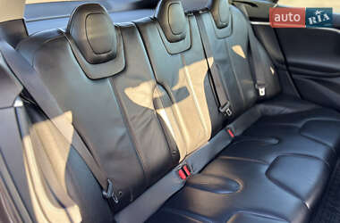 Ліфтбек Tesla Model S 2013 в 