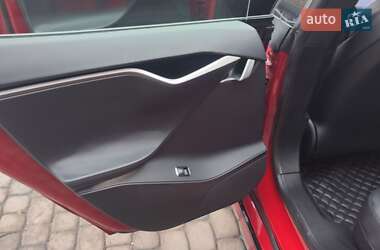 Лифтбек Tesla Model S 2018 в Виннице