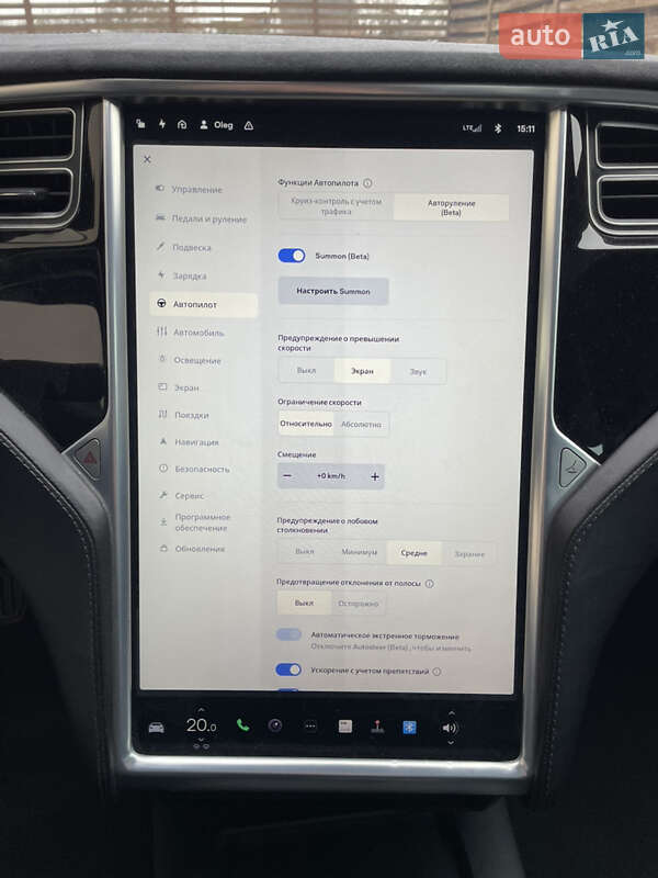 Ліфтбек Tesla Model S 2016 в Києві