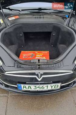 Ліфтбек Tesla Model S 2014 в Києві