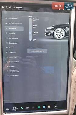 Ліфтбек Tesla Model S 2014 в Києві