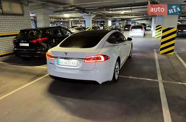 Лифтбек Tesla Model S 2016 в 
