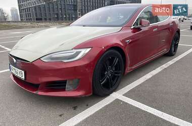 Ліфтбек Tesla Model S 2017 в Києві