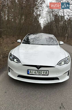 Лифтбек Tesla Model S 2022 в Киеве