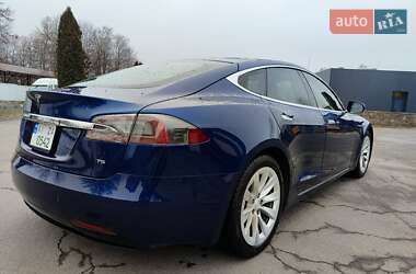 Ліфтбек Tesla Model S 2017 в 