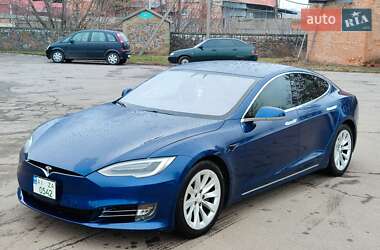 Лифтбек Tesla Model S 2017 в Сквире