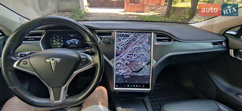 Ліфтбек Tesla Model S 2016 в Кривому Розі фото 11 Ліфтбек Tesla Model S 2016 в Кривому Розі