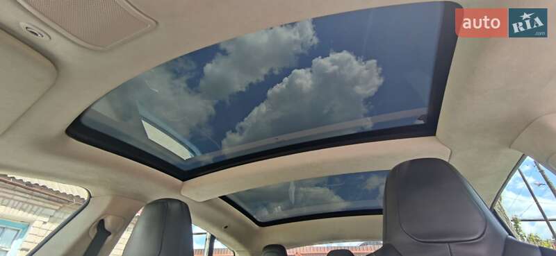 Ліфтбек Tesla Model S 2016 в Кривому Розі фото 12 Ліфтбек Tesla Model S 2016 в Кривому Розі
