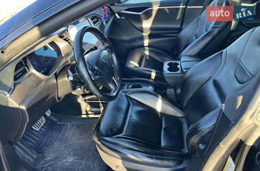 Лифтбек Tesla Model S 2014 в 