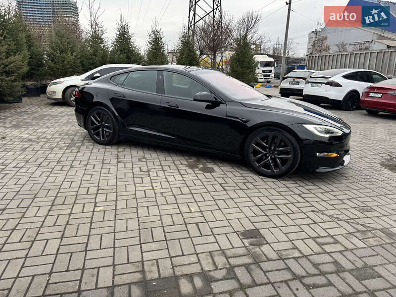 Лифтбек Tesla Model S 2021 в Днепре
