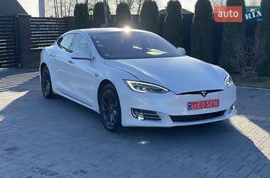 Ліфтбек Tesla Model S 2019 в 