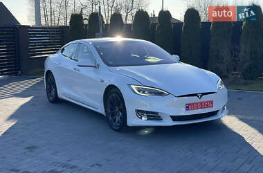 Ліфтбек Tesla Model S 2019 в 