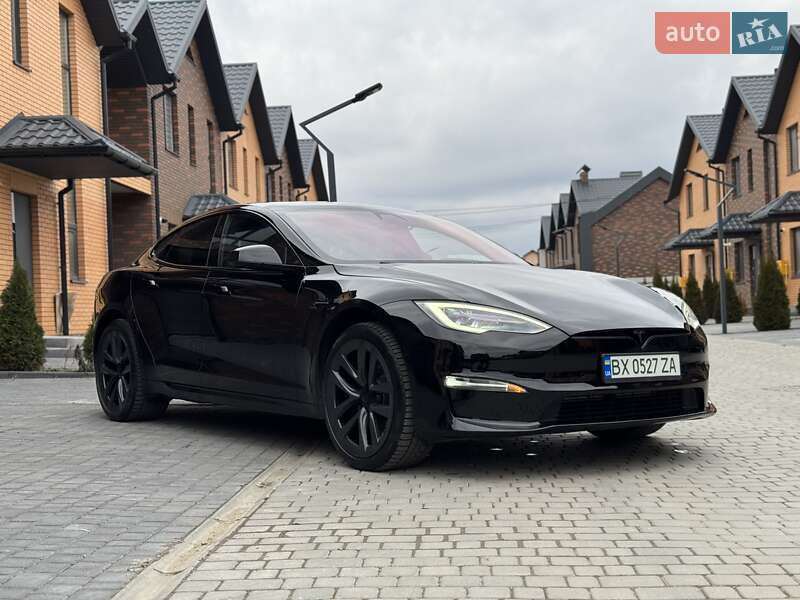 Лифтбек Tesla Model S 2022 в Виннице