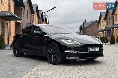 Лифтбек Tesla Model S 2022 в 