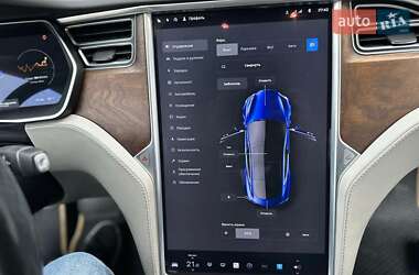 Лифтбек Tesla Model S 2016 в 