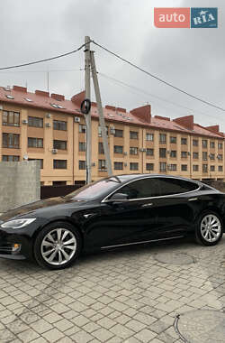 Лифтбек Tesla Model S 2019 в 