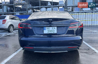 Лифтбек Tesla Model S 2013 в Днепре