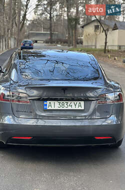 Лифтбек Tesla Model S 2016 в 