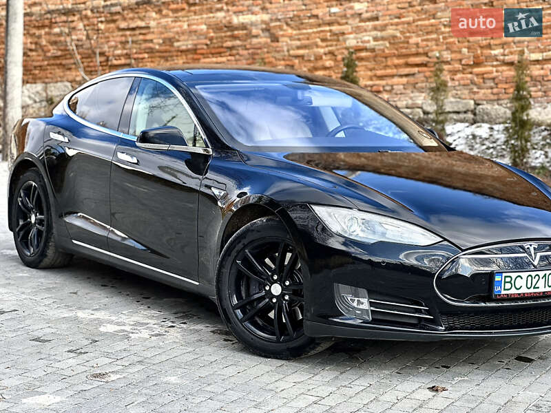 Лифтбек Tesla Model S 2014 в Тернополе фото 3 Лифтбек Tesla Model S 2014 в Тернополе