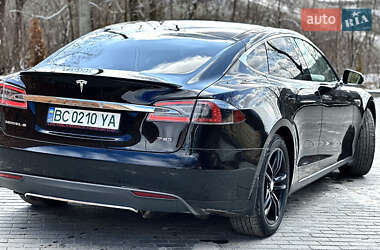 Лифтбек Tesla Model S 2014 в 