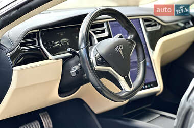 Ліфтбек Tesla Model S 2014 в Тернополі