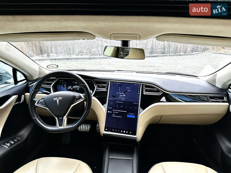 Лифтбек Tesla Model S 2014 в Тернополе фото 38 Лифтбек Tesla Model S 2014 в Тернополе