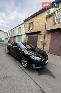 Лифтбек Tesla Model S 2014 в Киеве