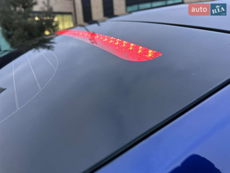 Ліфтбек Tesla Model S 2021 в Хмельницькому