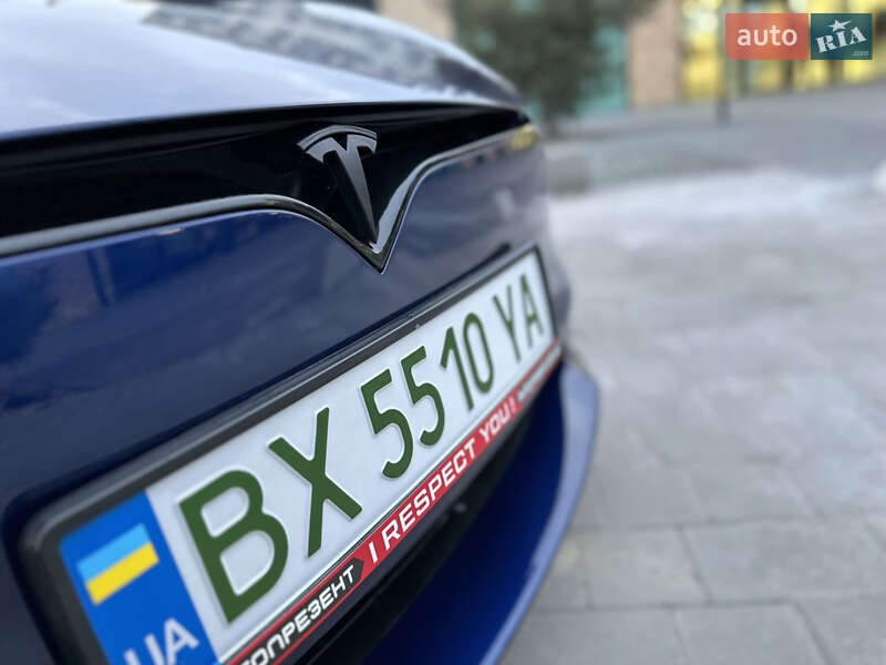 Ліфтбек Tesla Model S 2021 в Хмельницькому