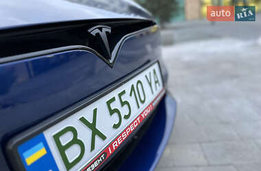 Лифтбек Tesla Model S 2021 в 