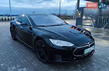 Лифтбек Tesla Model S 2013 в Золочеве