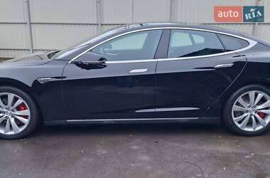 Ліфтбек Tesla Model S 2014 в Києві